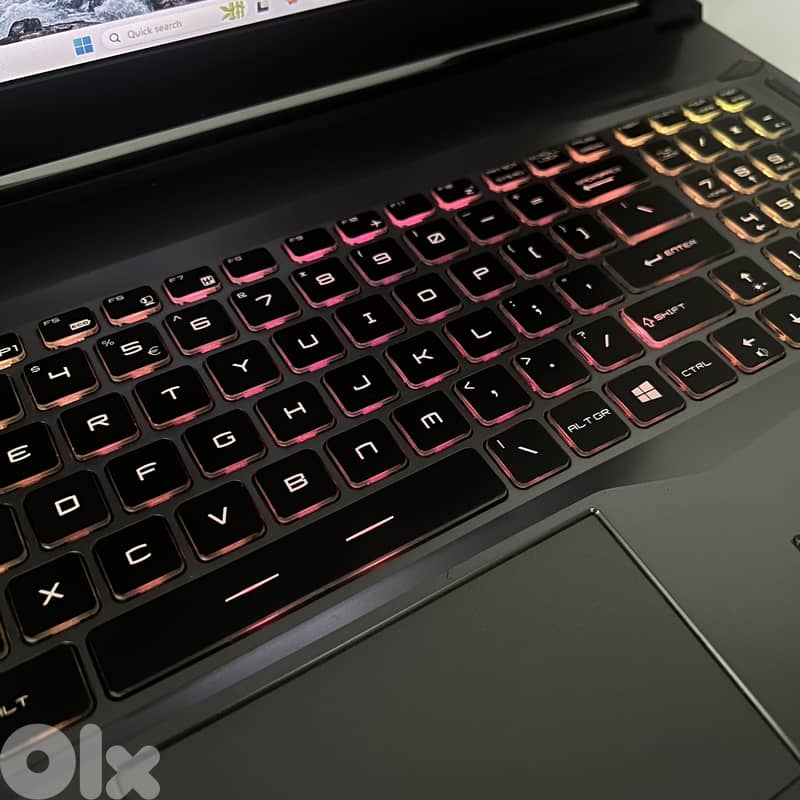 5962 Used Gaming Laptop MSI Leopard 1