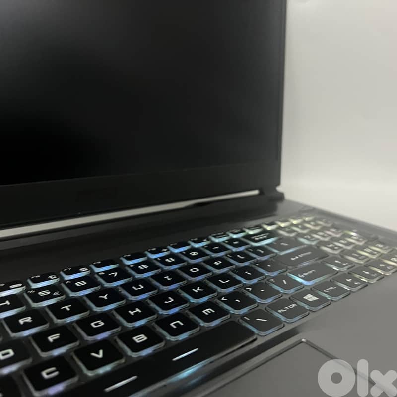 5962 Used Gaming Laptop MSI Leopard 3