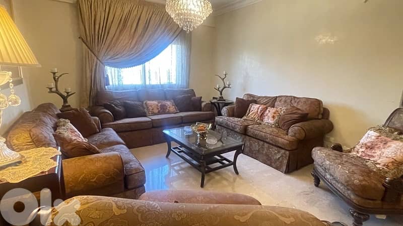 salon 8