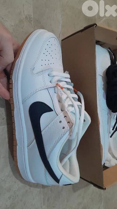 Nike SB Dunk Low Pro "White Gum"