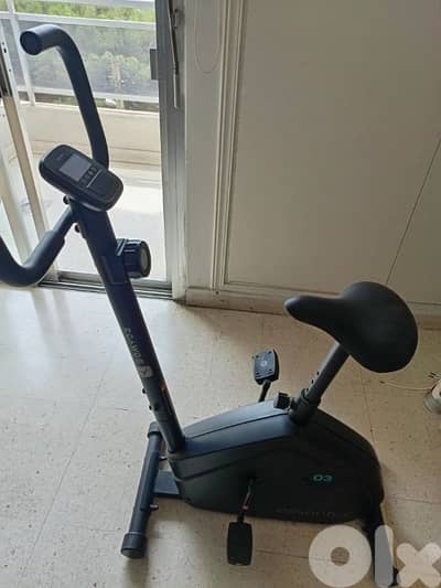 bycicle from decathlon still neww
