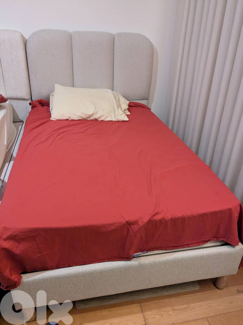 Bed head board and base 120 cm 0