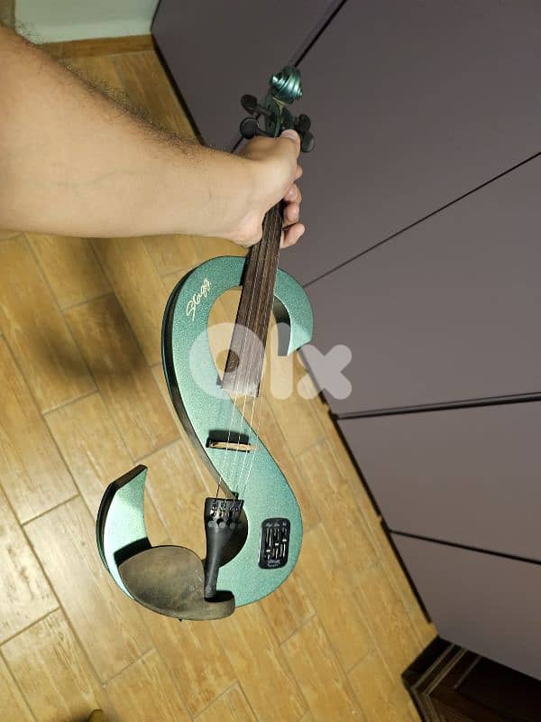 electric Stagg violin 1