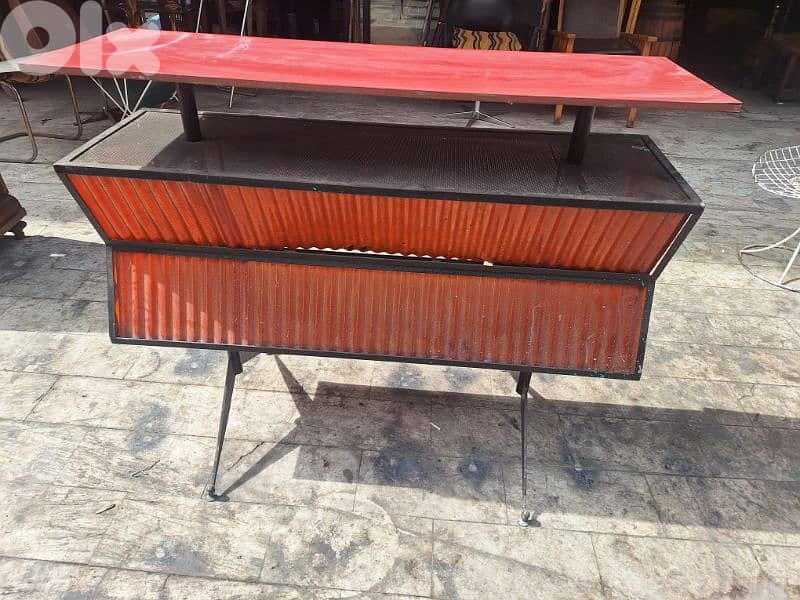 بار مع ٣ كراسي فيرفورجي خمسينات انتيك اصلي قديم رائع جدا 6