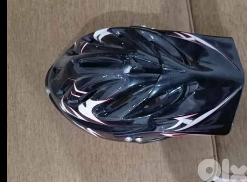 Helmet t like new original 350$ now for 40$ only 6