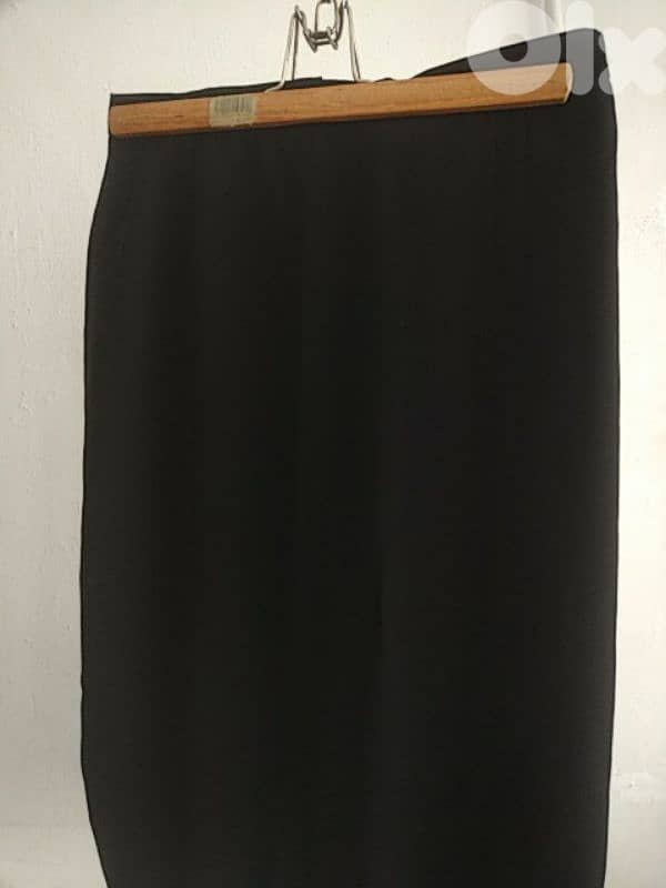 Black skirt - Not Negotiable 3