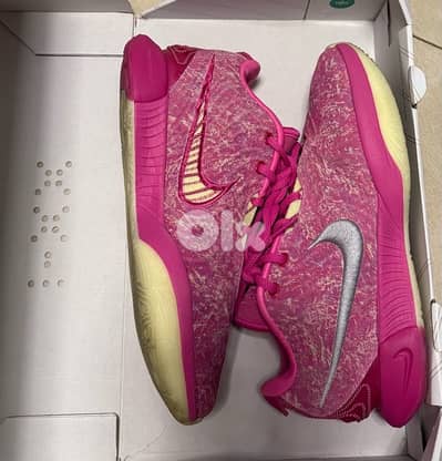 Authentic Lebron XXI “Pink Multi” Eur Size: 44.5