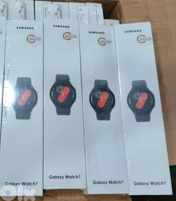smart watch glGalaxy 7 and Green lion smart watch 0