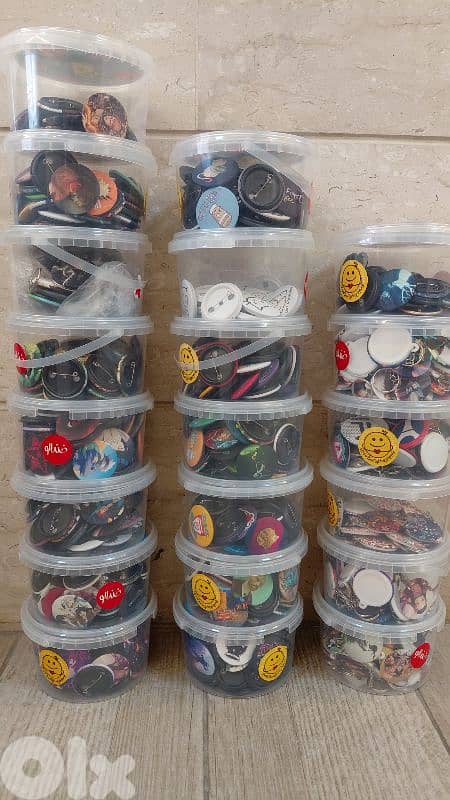 pins and keychains 0