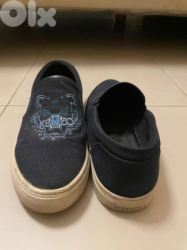 kenzo shoes in perfect condition in size 42.5 1