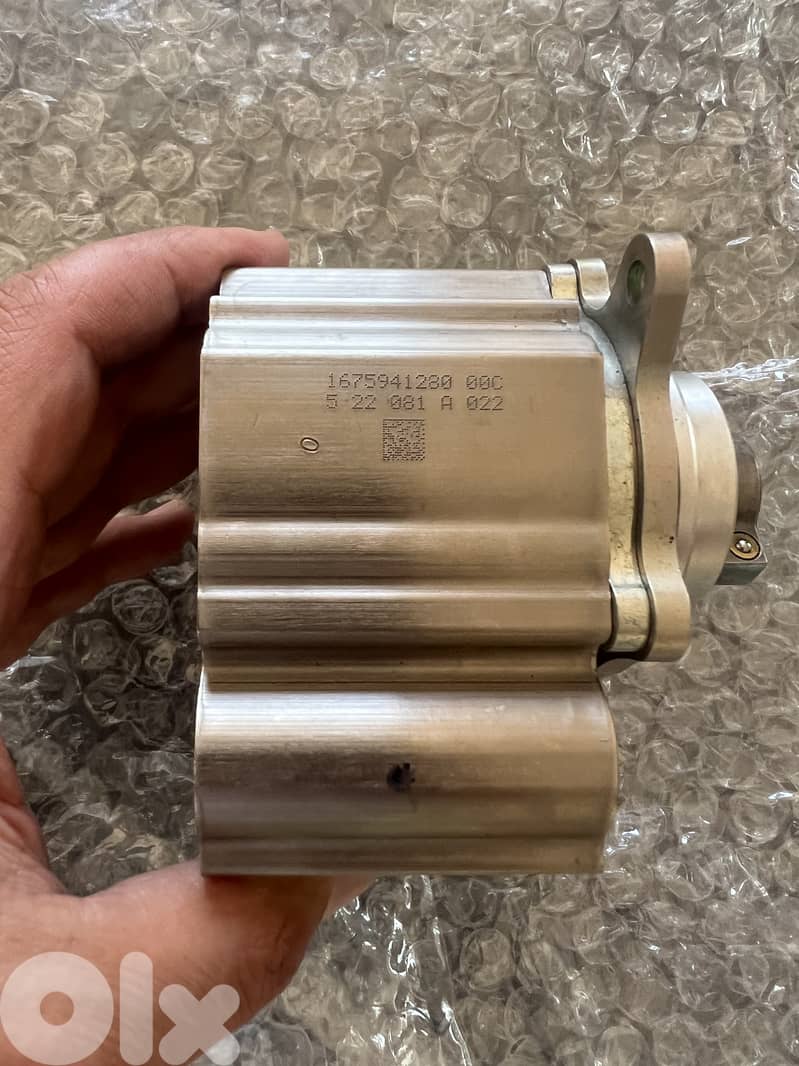 High pressure fuel pump 4
