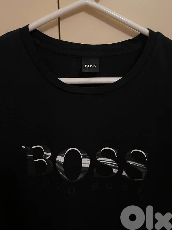 Boss T-shirt in perfect condition in size L 0