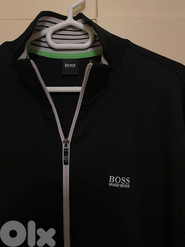Boss sweater in perfect condition in size L 2