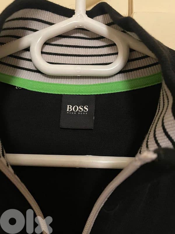 Boss sweater in perfect condition in size L 3