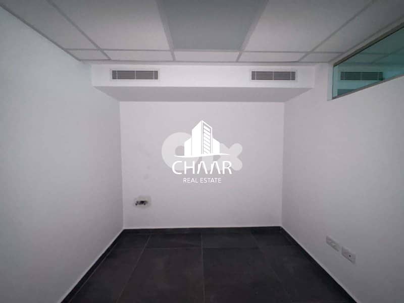 Office for Rent in Hazmieh - مكتب للايجارفي حازمية - #R2882 0
