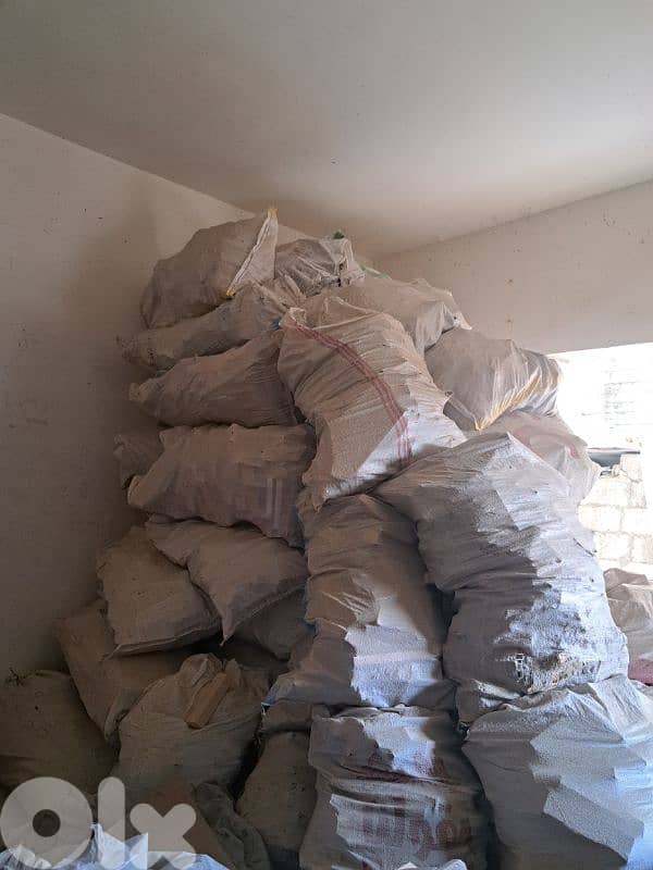 حطب منشراللبيع 150 الف الكيس 0