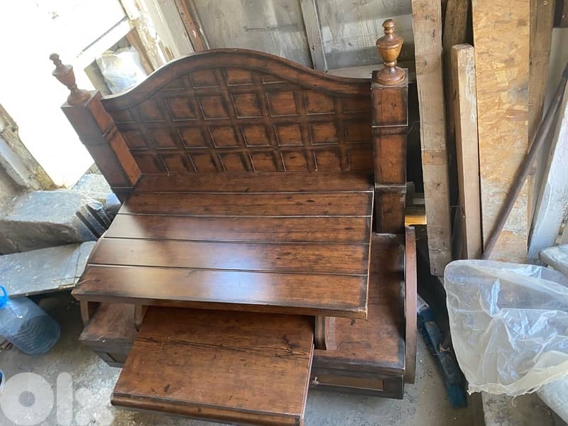 طاولة ديكور 2