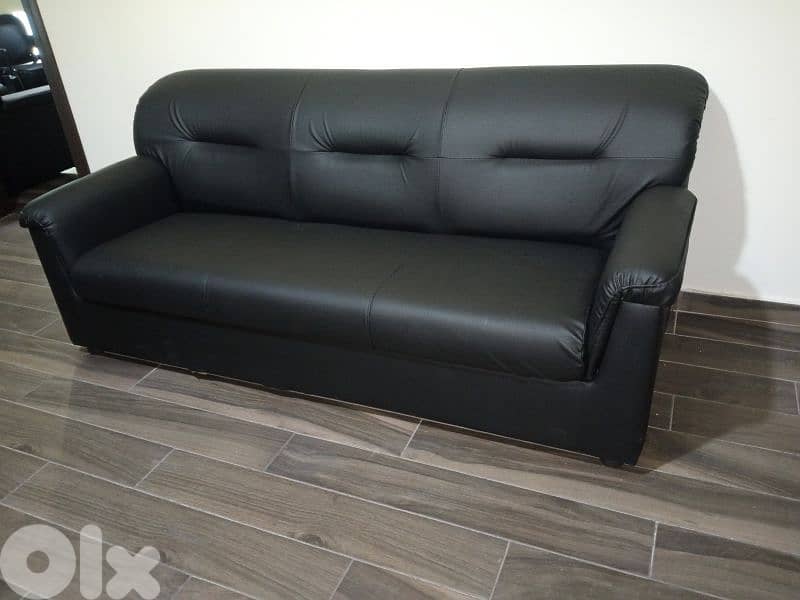 Leather sofa set طقم جلد 1