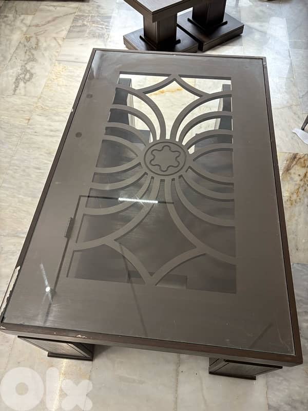 طاولة نص و طاولة اكل بتفتح 1