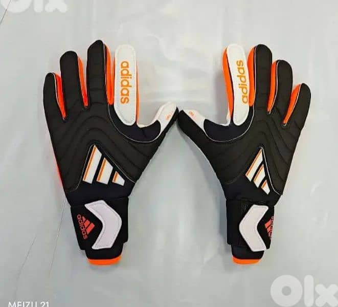 football and gloves shoes nike w adidas w puma كفوف كرة قدم فوتبول 3