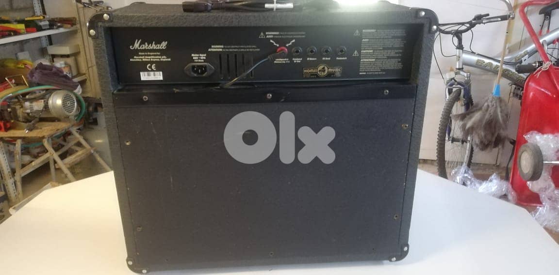 Marshall amp Valvestate 2000 and ME-50 multieffects pedal 0