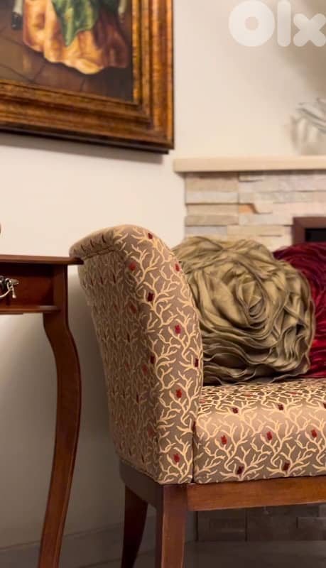couches and artwork set - طقم كنبات ولوحة فنية 6