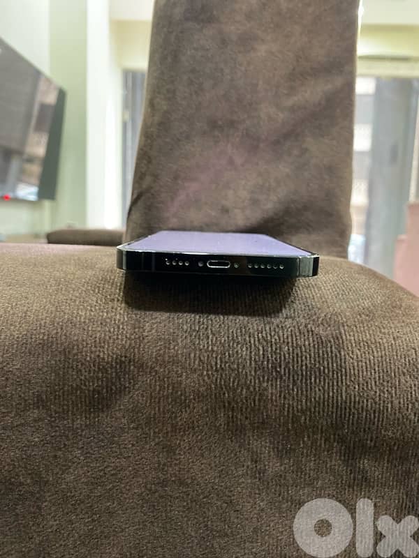 iPhone 14 pro max 2