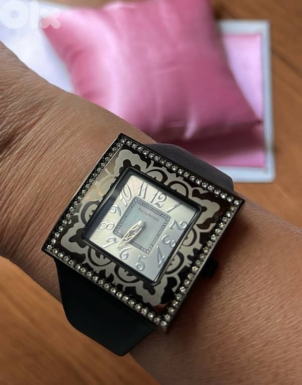 PARIS HILTON WATCH 0
