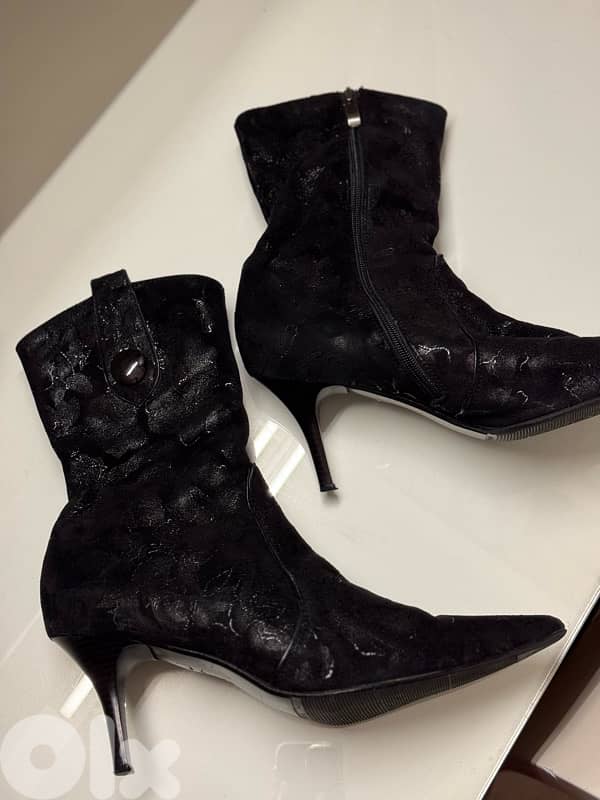 heels & boots good condition 3