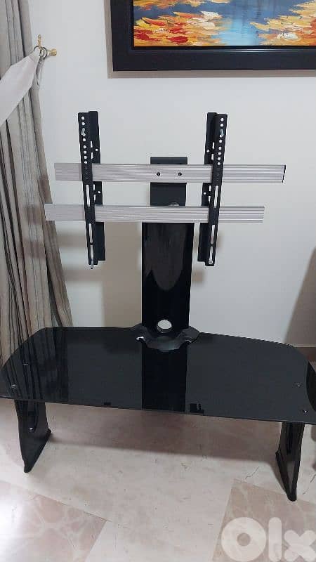 stand Tv , play station 0