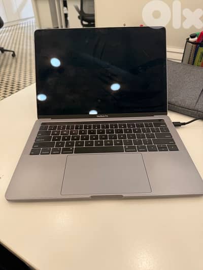 macbook pro 2019 13”