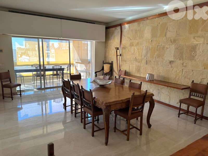 Apartment for sale in Sassine/ Spacious 0