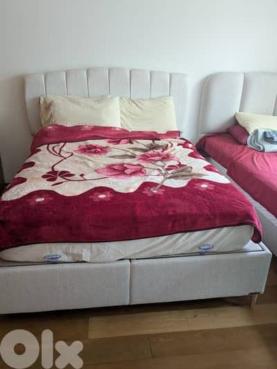 Brand new cream colour Queen bed