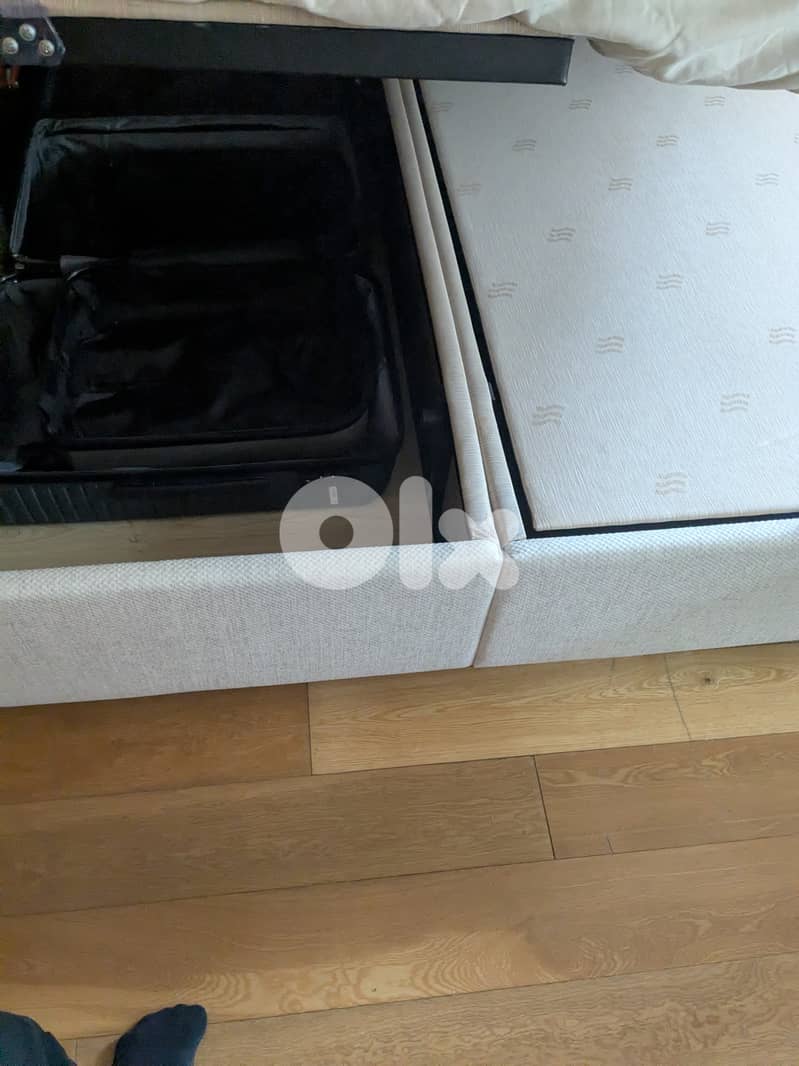 Brand new cream colour Queen bed 1