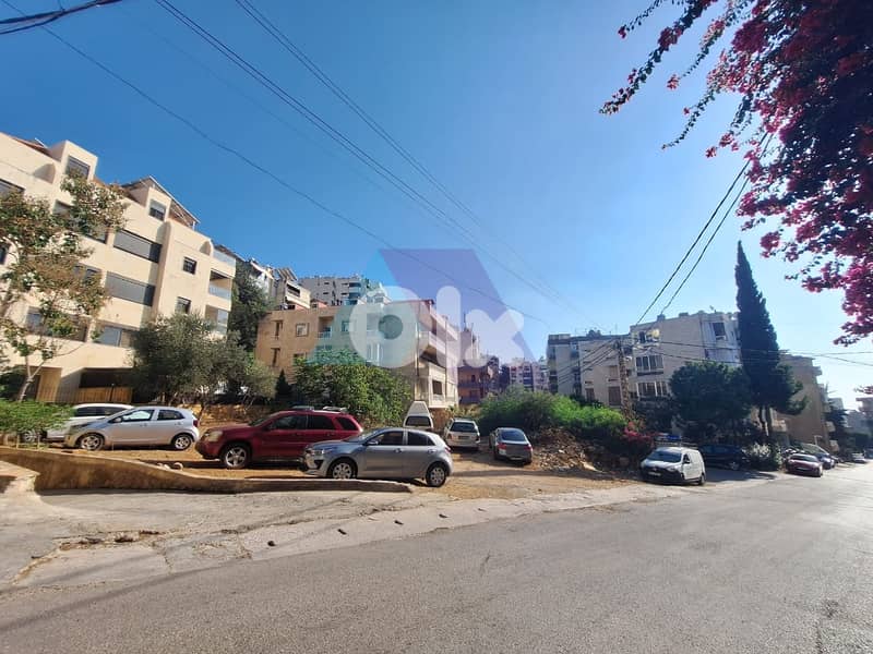 Land with prime location 4sale in Mansourieh - أرض للبيع في المنصورية 1