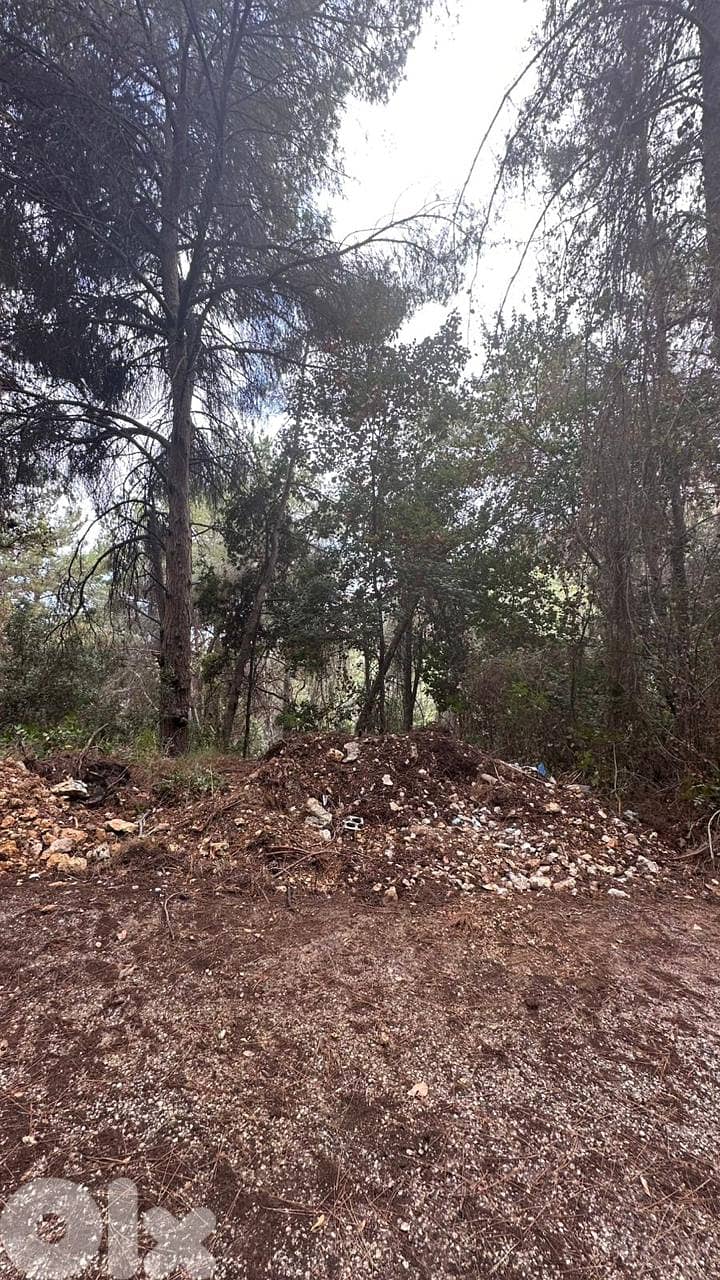 Land for sale in Kfarhbab, أرض للبيع في كفرحباب 3