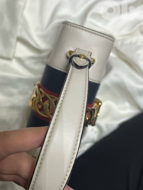 Gucci Bag with strap 2