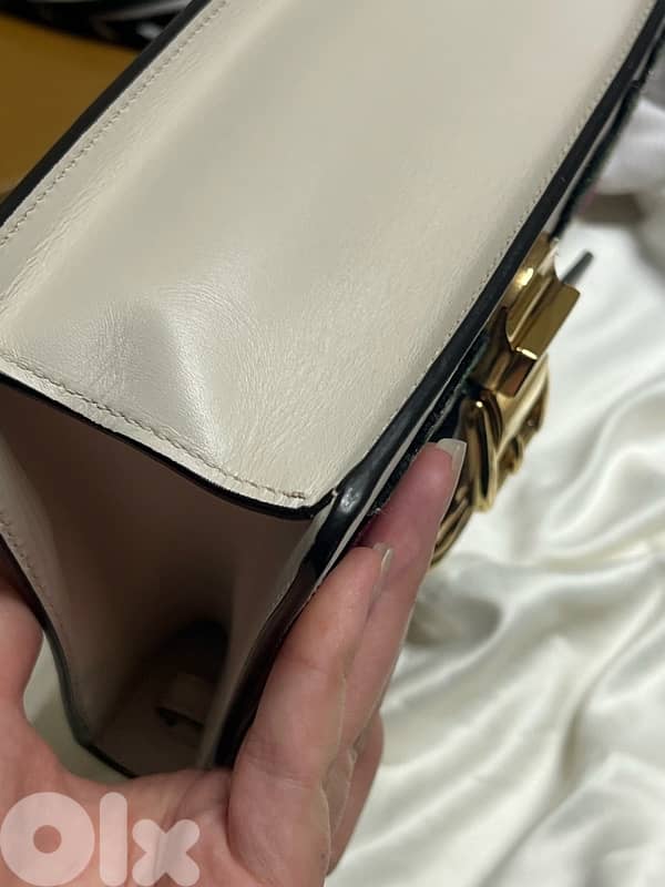 Gucci Bag with strap 10