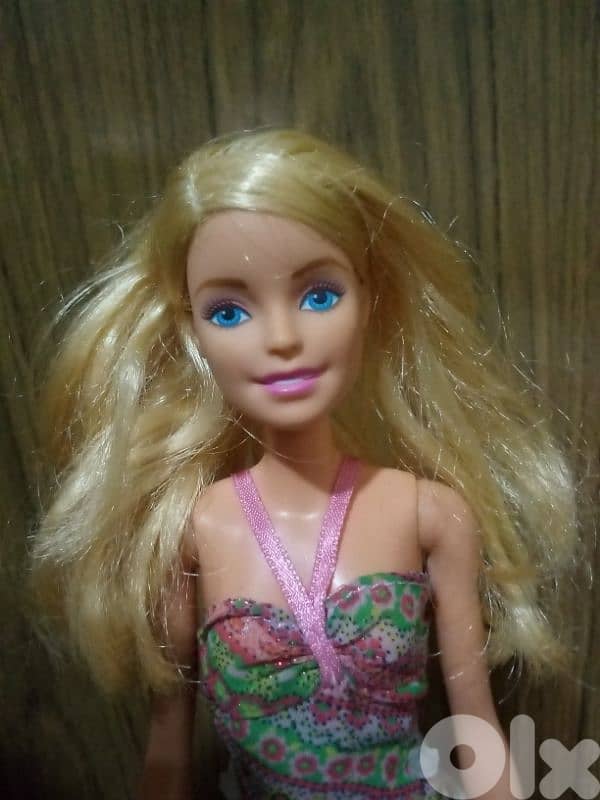 Barbie Mattel Great doll2017 wearing a brand tag lovely dress+Shoes=20 3