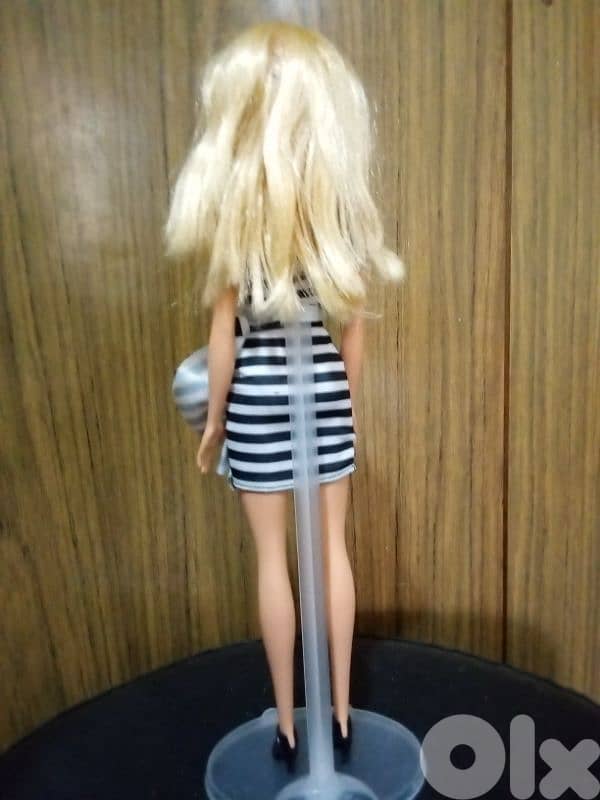 BARBIE ANNIVERSARY 60th BLACK &WHITE STRIPED Mattel 2019 new doll=22$ 2