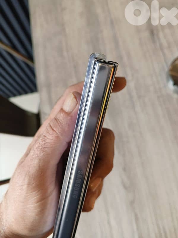 Samsung fold 5 ( 2 lines) 512gb 7