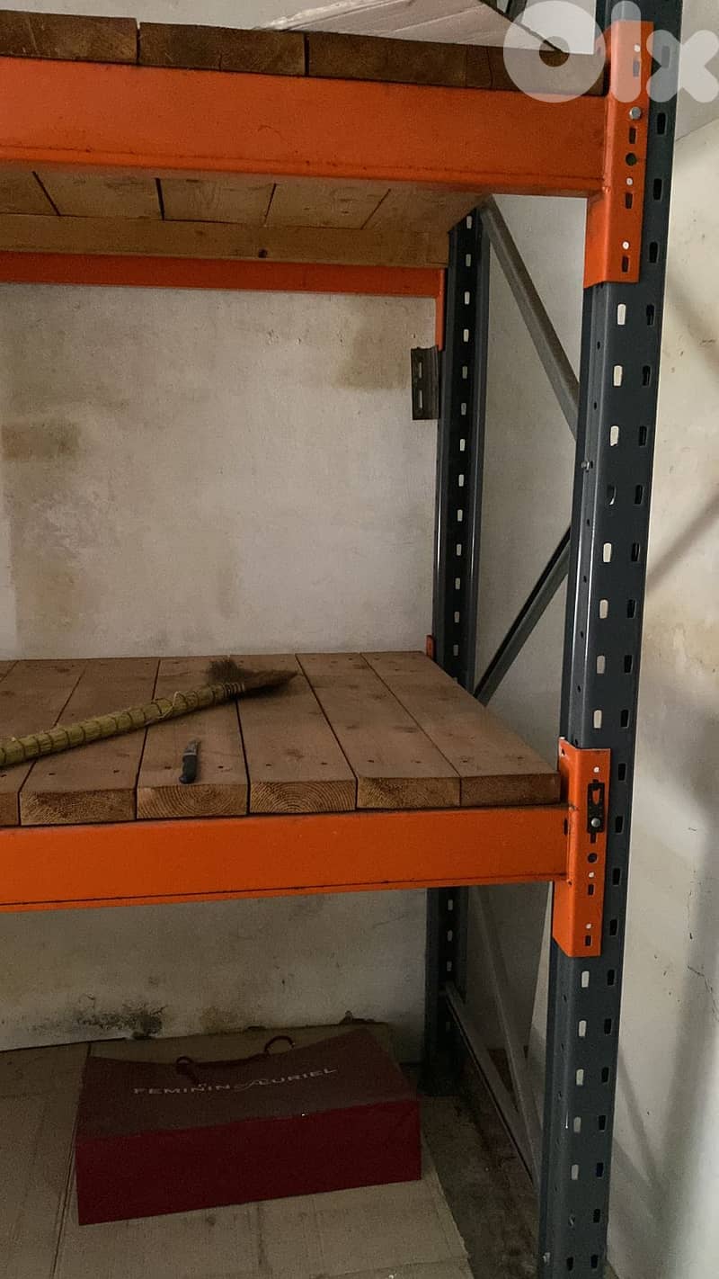 Metallic Racks 6