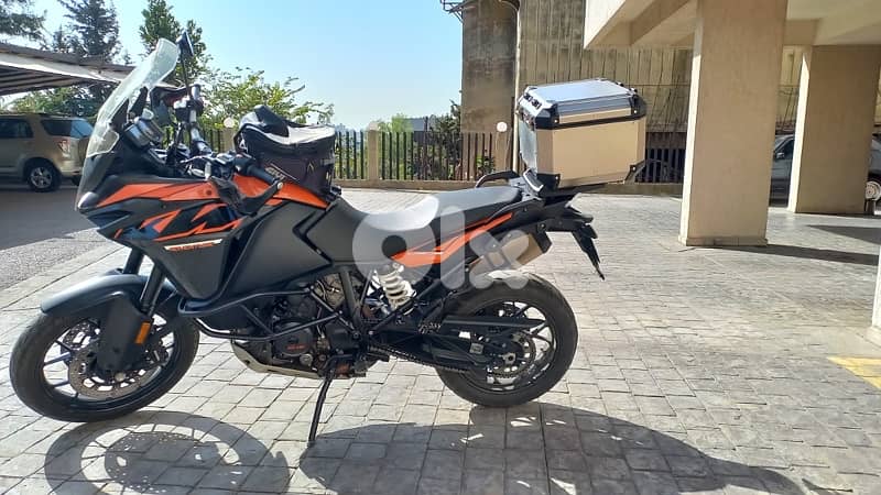 KTM 1090 ADVENTURE 1