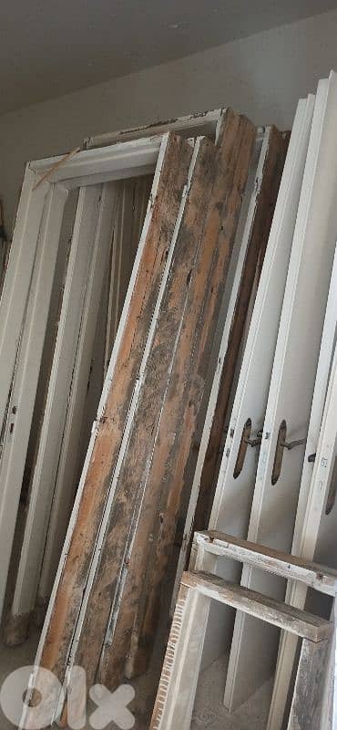 Wood doors بواب خشب 3
