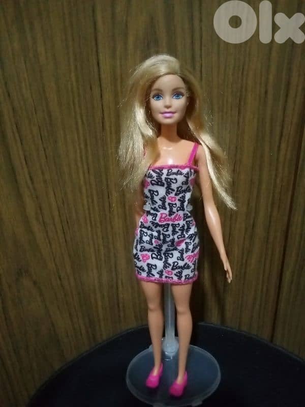 Barbie Mattel2015 as new doll wearing Millie face unflex legs style=20 0