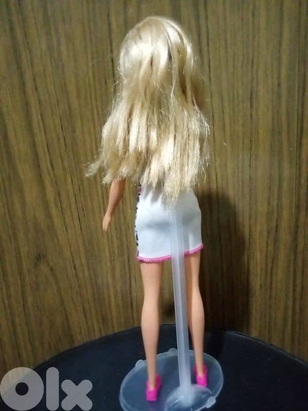 Barbie Mattel2015 as new doll wearing Millie face unflex legs style=20 4