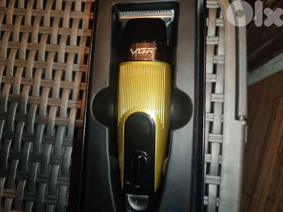 Professional Hair Clipper With Digital Display & V-975 - Gold Color