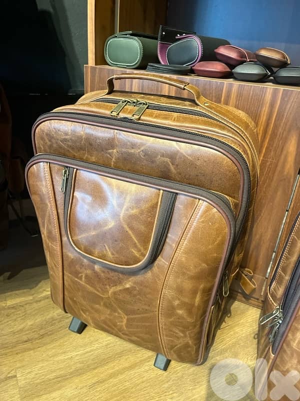 Genuine Handmade Leather Luggage – Premium Quality 0