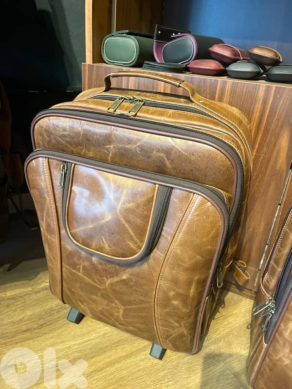 Genuine Handmade Leather Luggage – Premium Quality 0