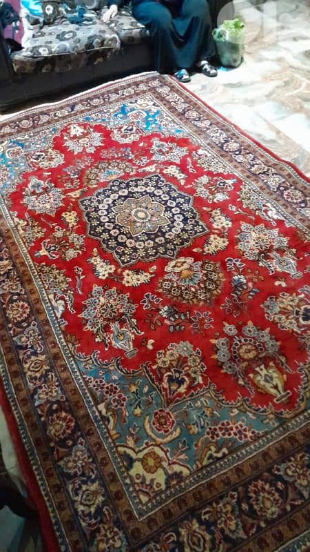سجاده "قصر الملكه" عجميه انتيك شغل يدوي سوبر روعه 2